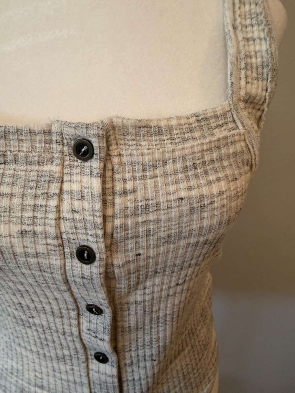 Project Social T Marled Oatmeal Ribbed Button Tank - Picture 7 of 7